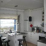 Keittiö ja työtila : Suunnittelu Juha Viiltola