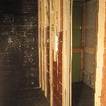 Laatoituksia rajallisissa neliöissäpesuhuone ja sauna.